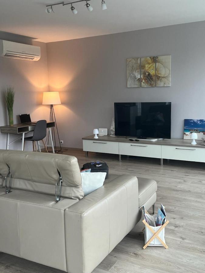 Green Hill Penthouse Apartment Zrnovo Eksteriør billede